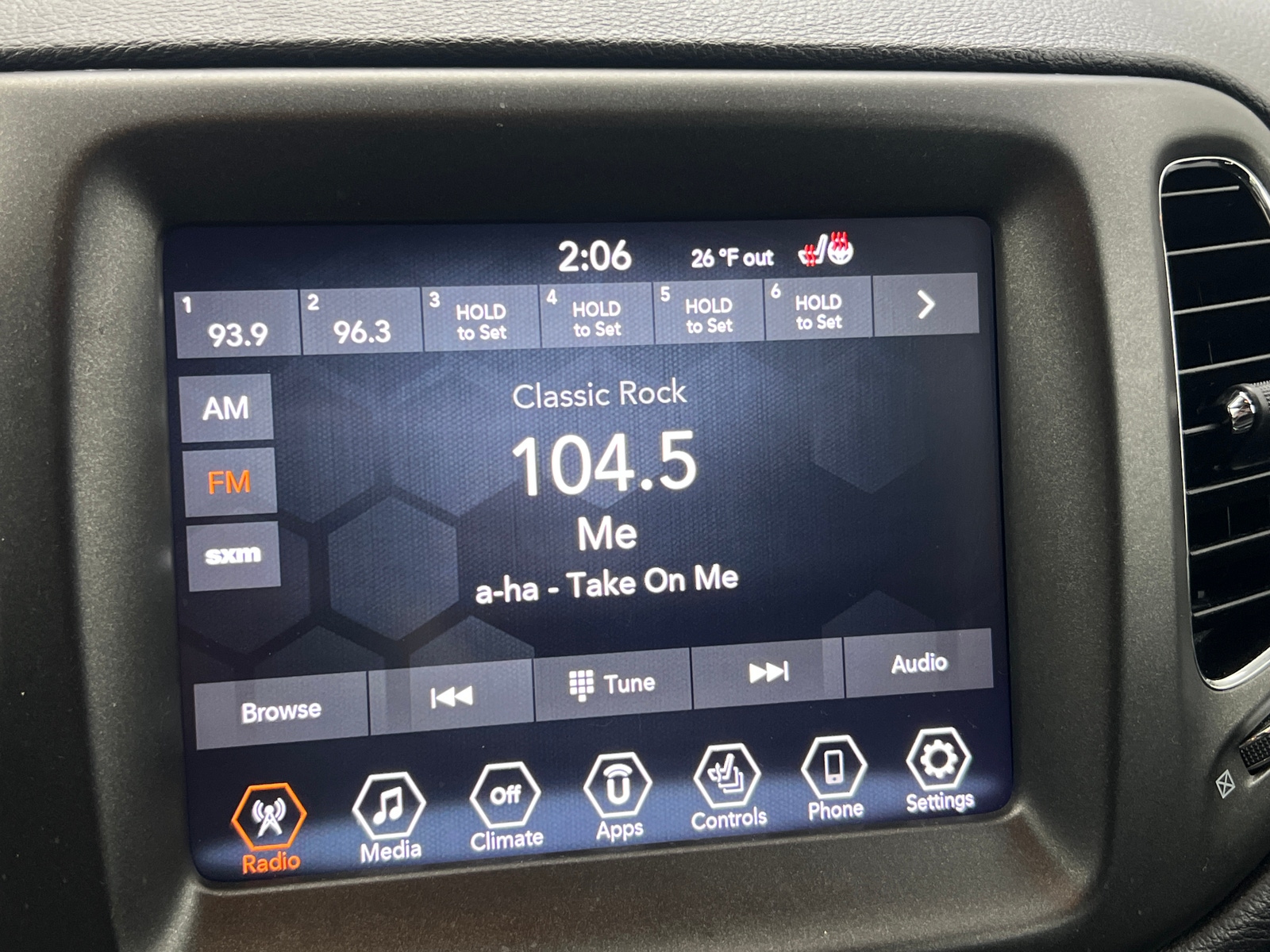 Thumbnail: 2018 Jeep Compass - 4