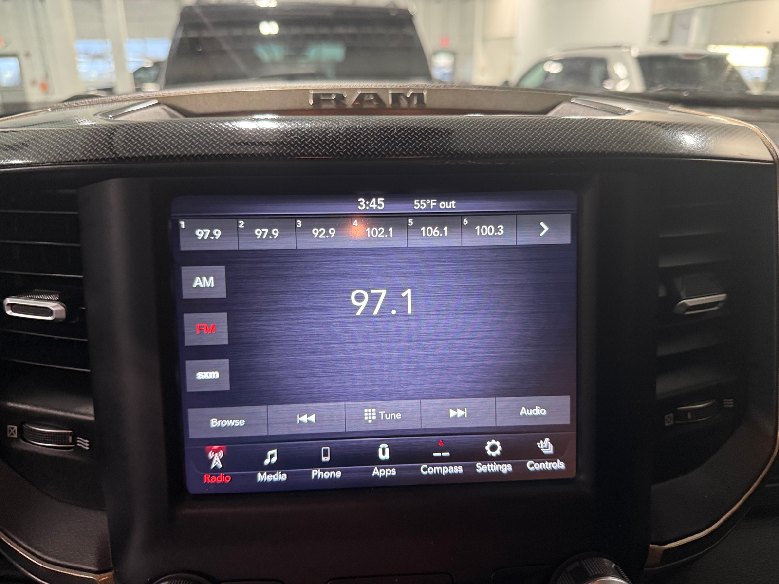 Thumbnail: 2020 RAM 1500 - 4