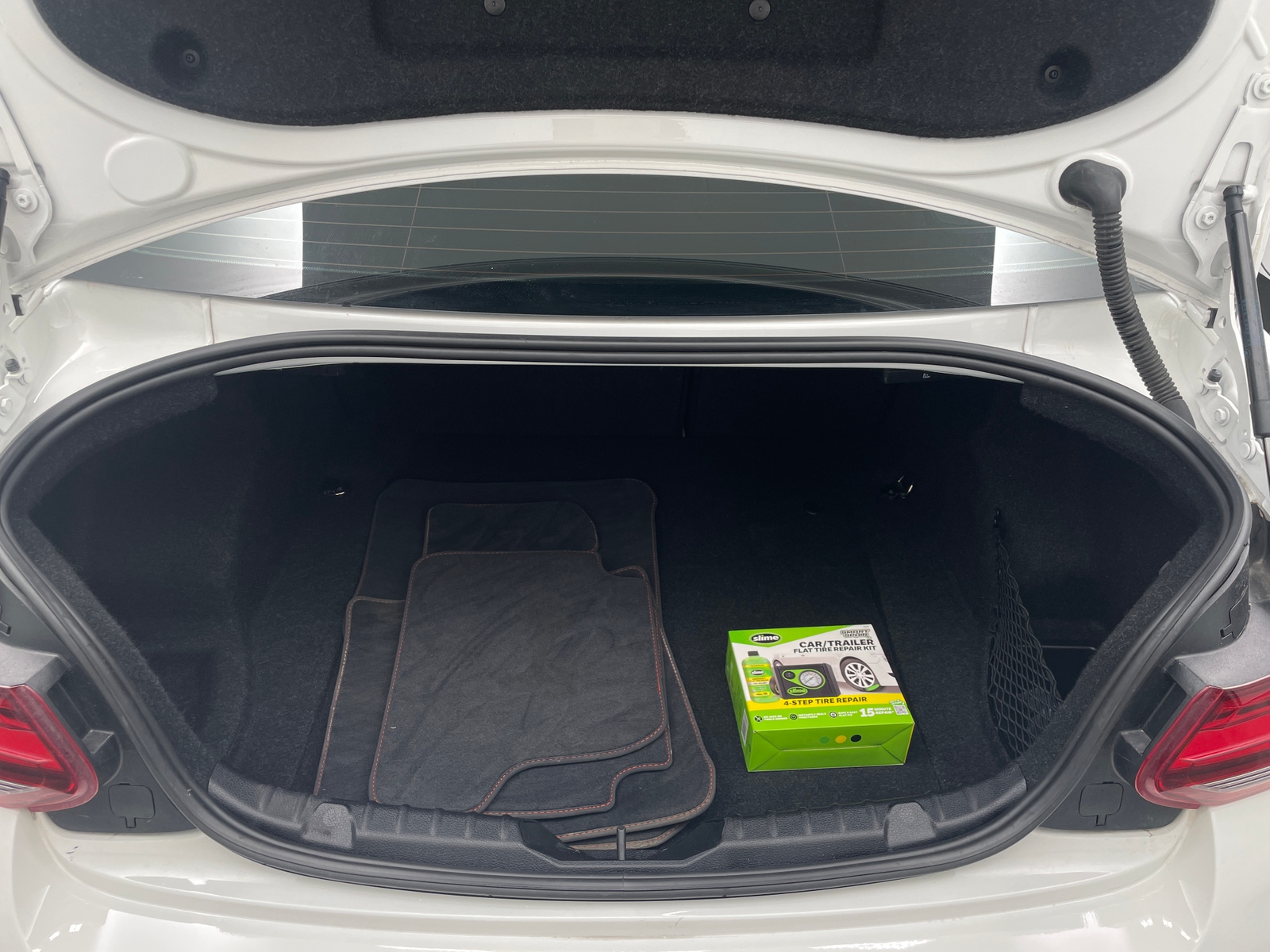 Thumbnail: 2021 BMW M2 - 4