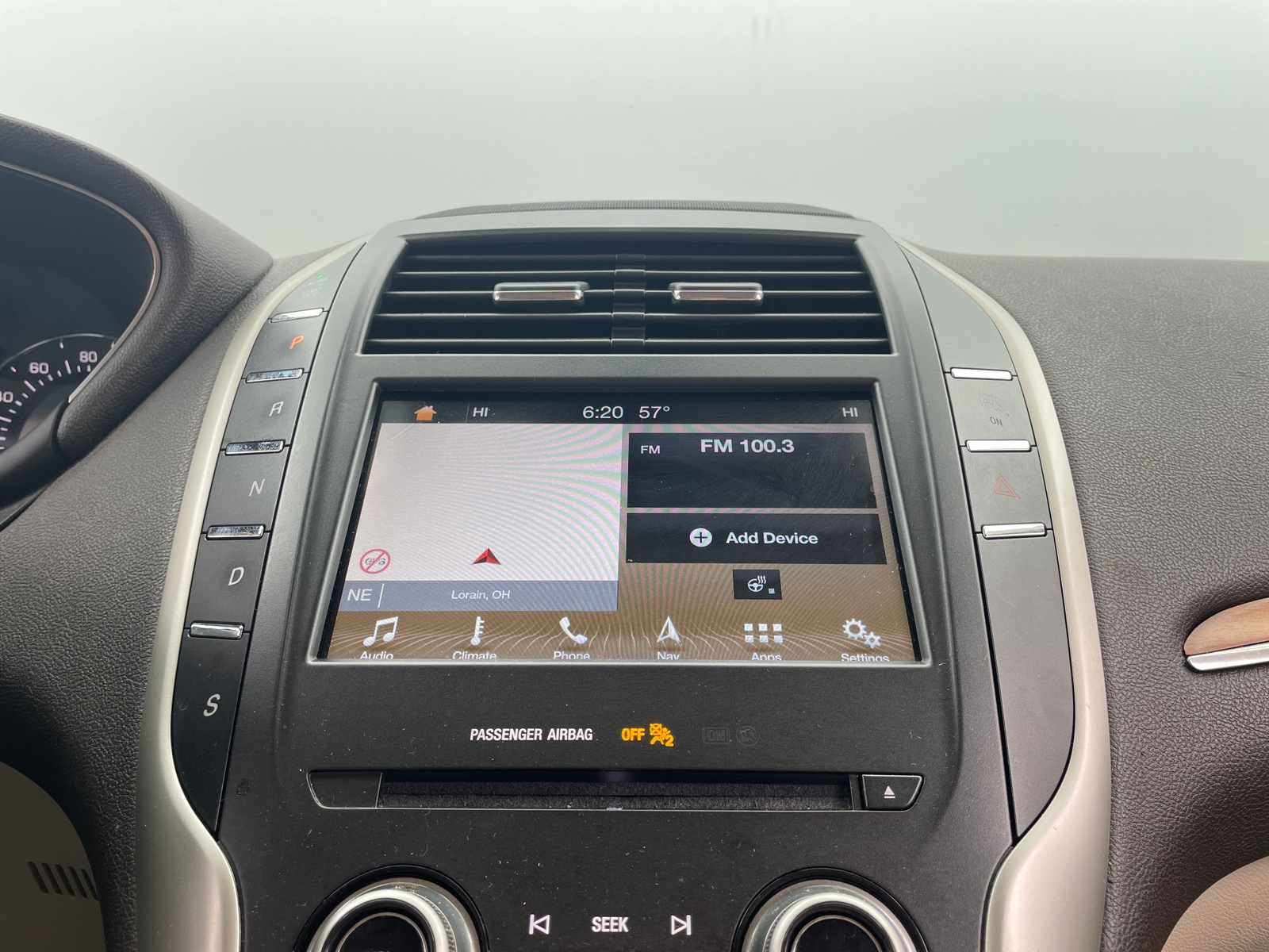 Thumbnail: 2017 Lincoln MKC - 3