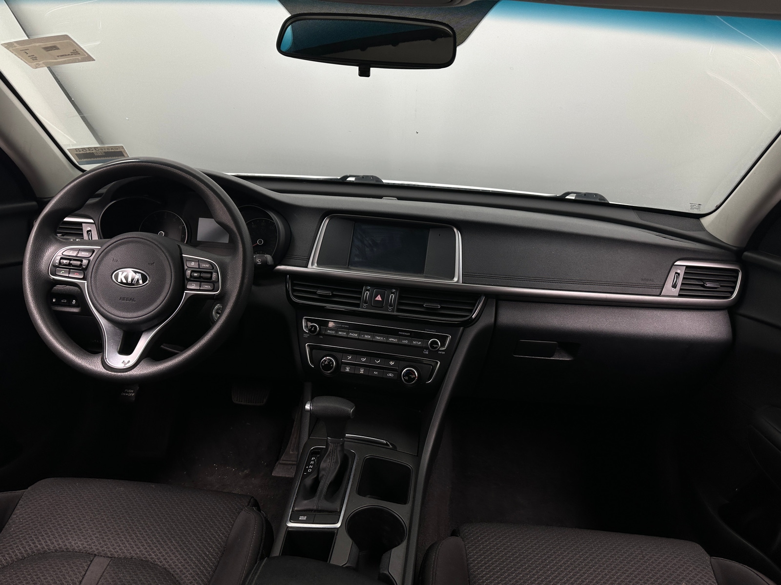 Thumbnail: 2018 Kia Optima - 3