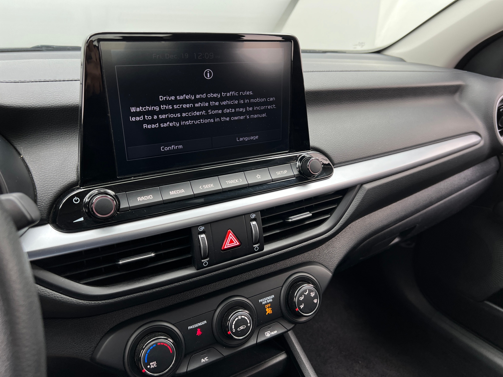 Thumbnail: 2024 Kia Forte - 4