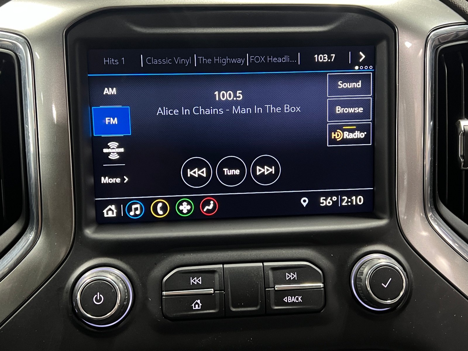 Thumbnail: 2019 Chevrolet Silverado 1500 - 4