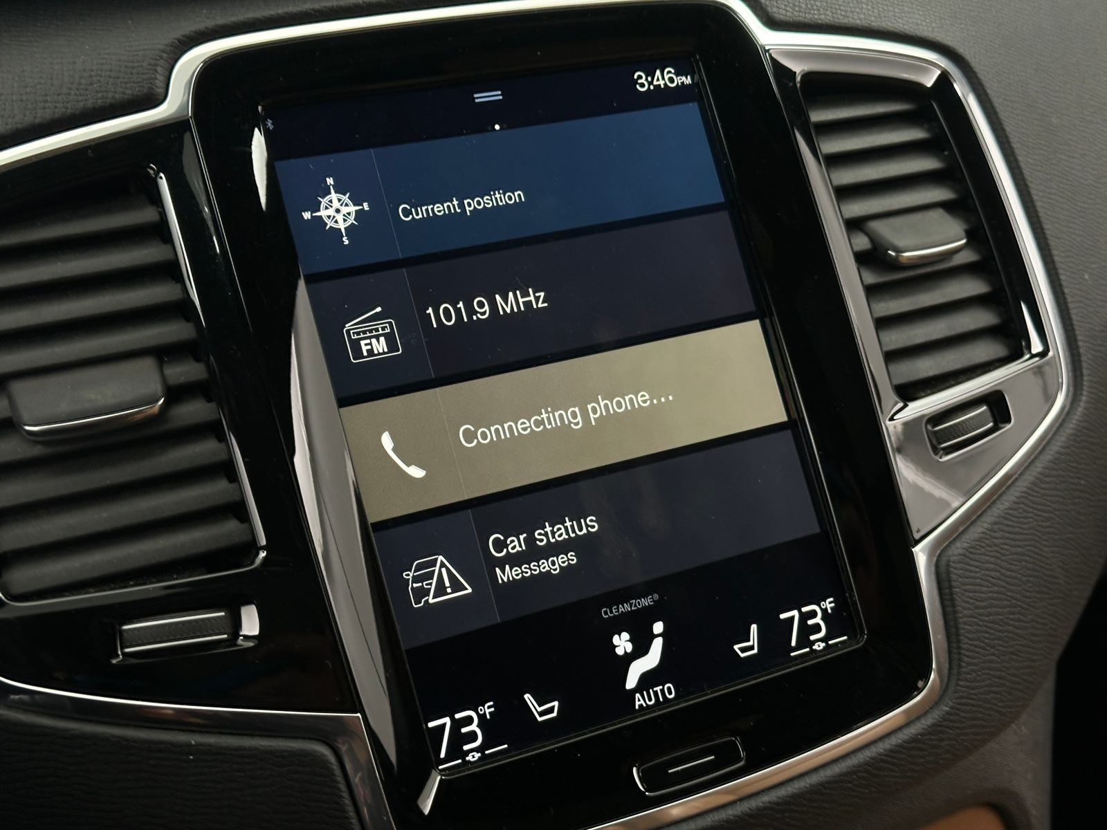 Thumbnail: 2018 Volvo XC90 - 3