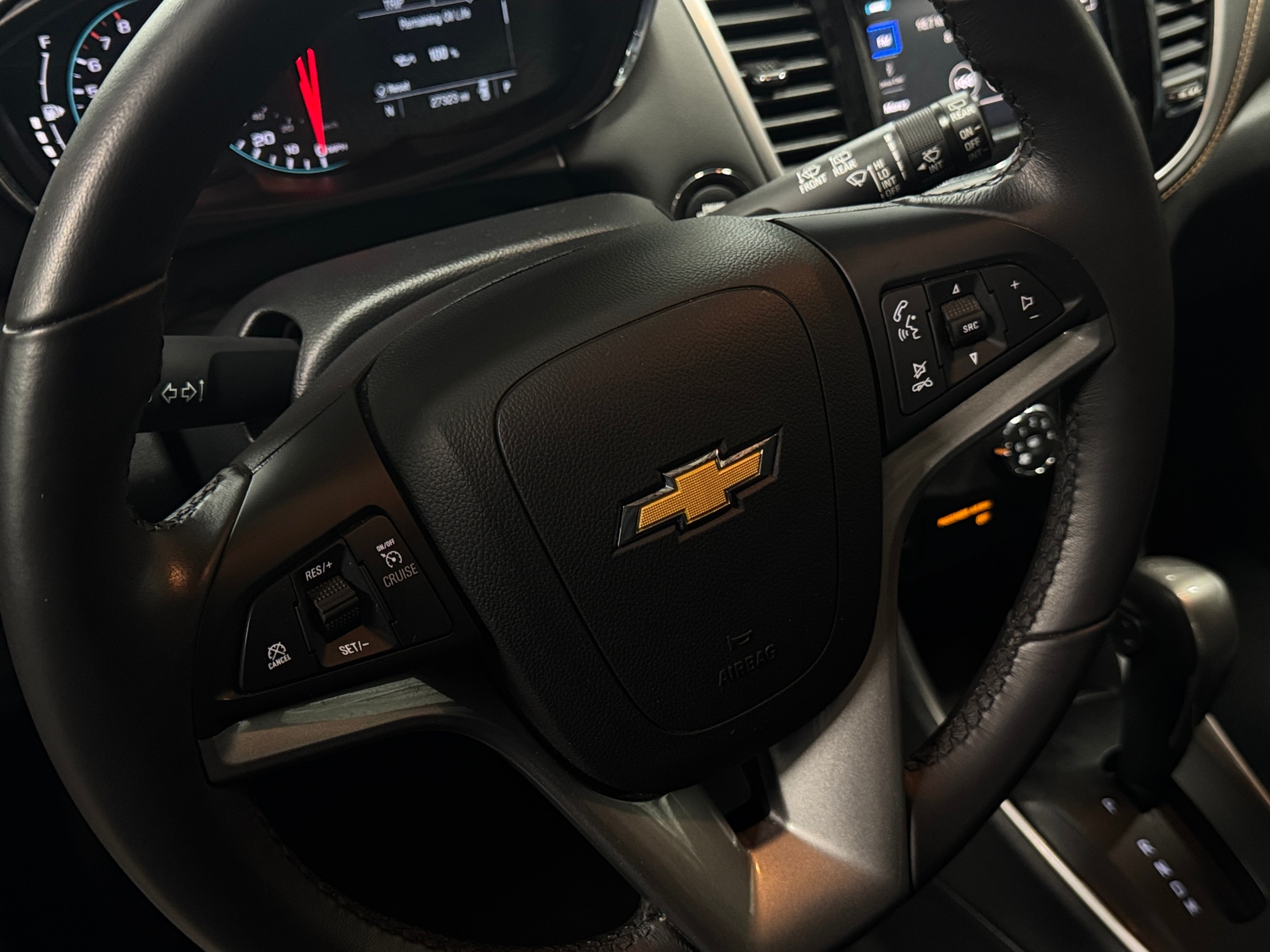 Thumbnail: 2021 Chevrolet Trax - 4