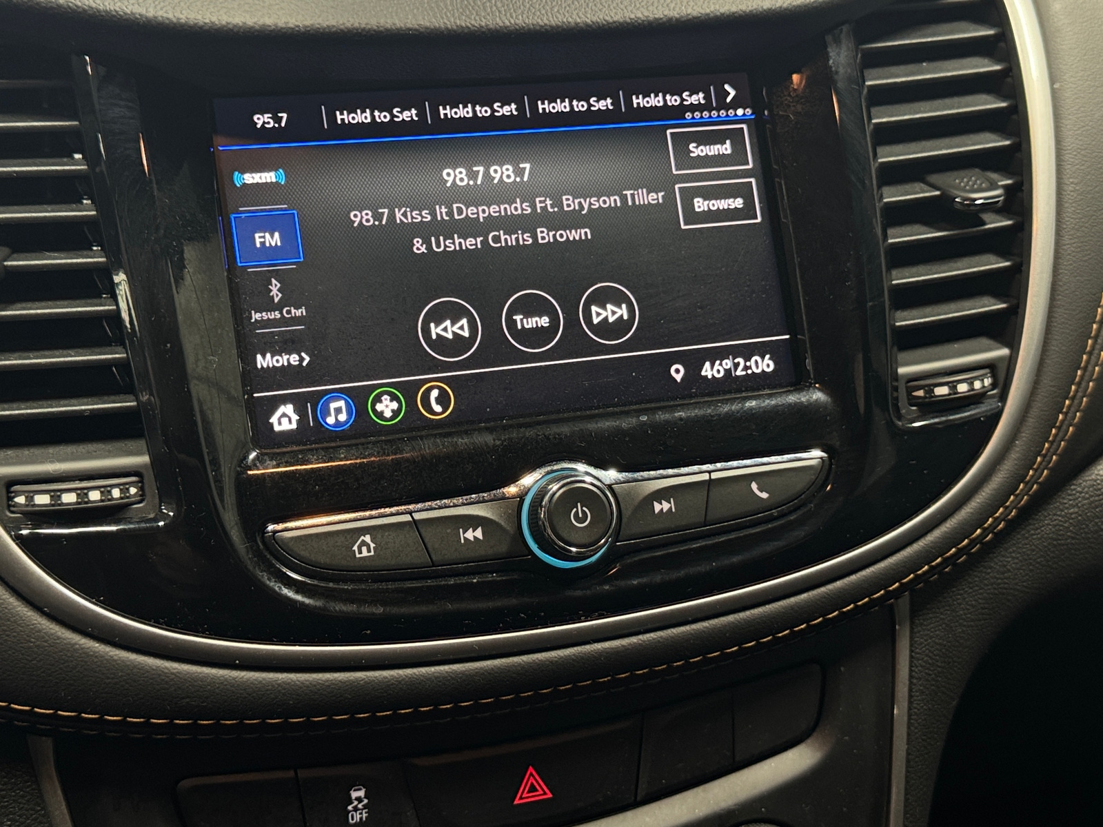 Thumbnail: 2021 Chevrolet Trax - 3