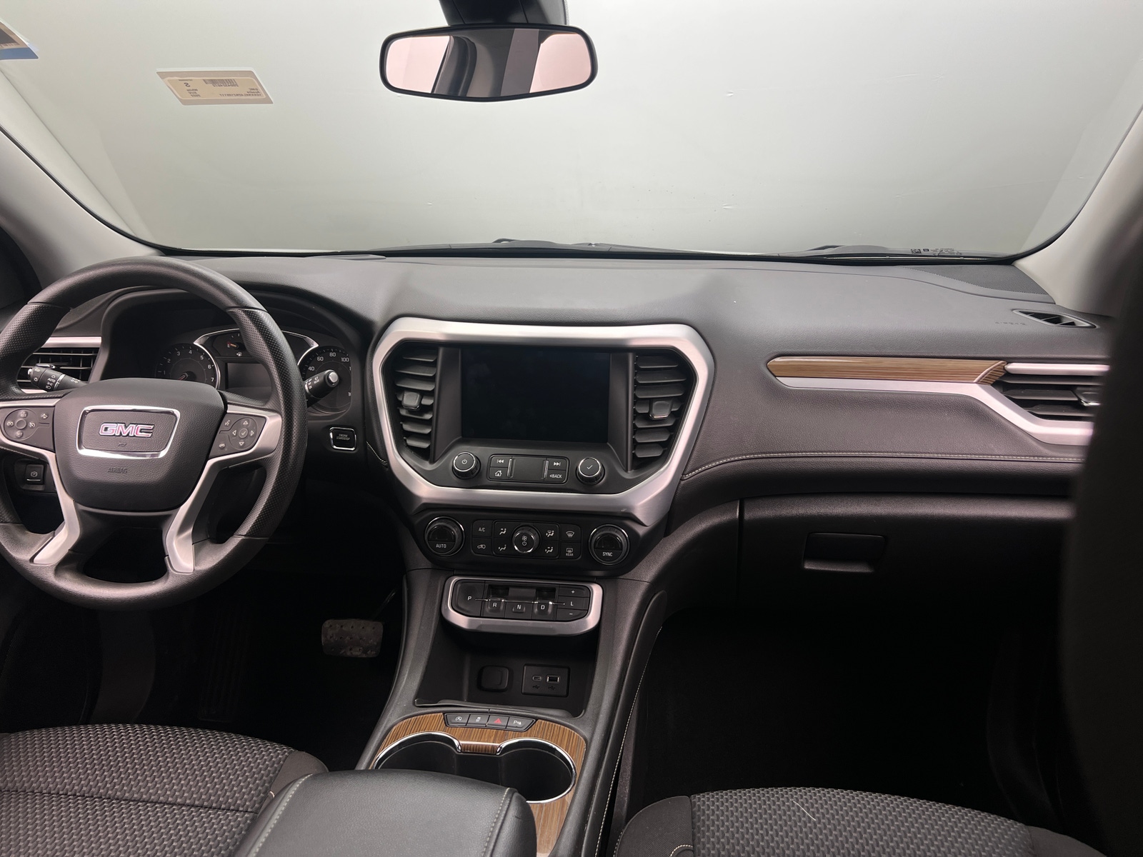 Thumbnail: 2022 GMC Acadia - 3