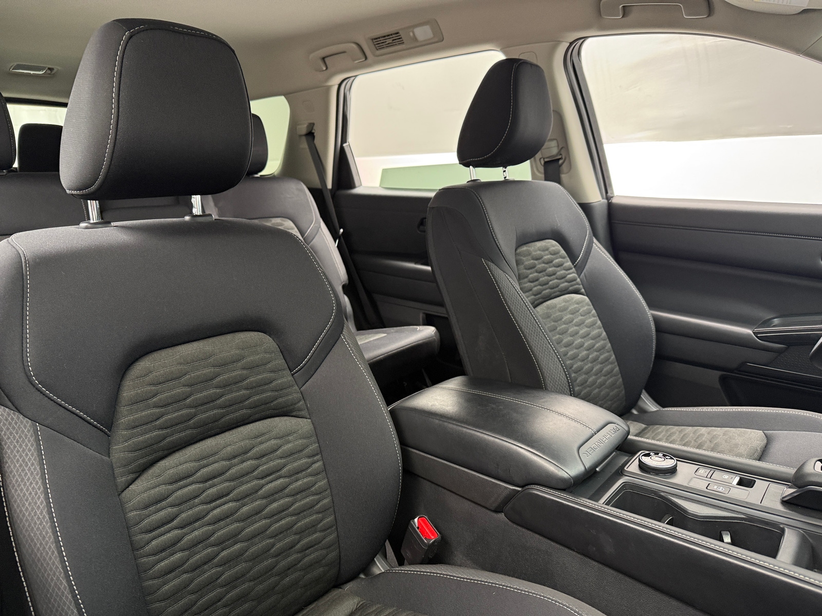 Thumbnail: 2023 Nissan Pathfinder - 2