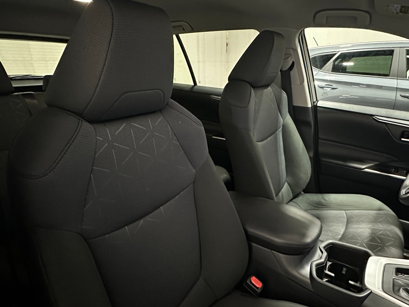 Thumbnail: 2025 Toyota RAV4 - 2