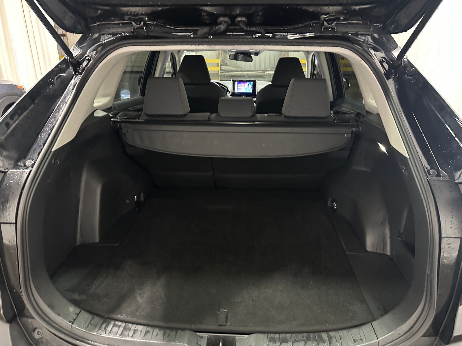 Thumbnail: 2025 Toyota RAV4 - 7