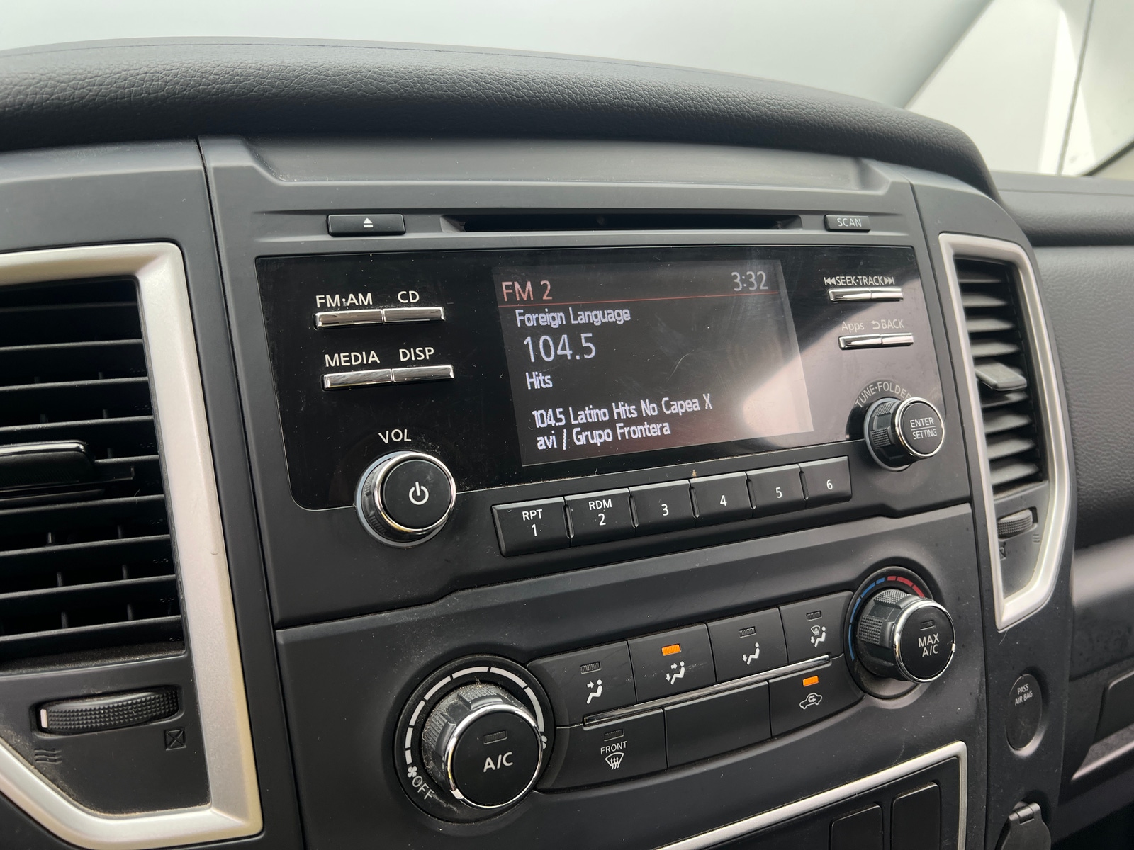 Thumbnail: 2017 Nissan Titan - 4