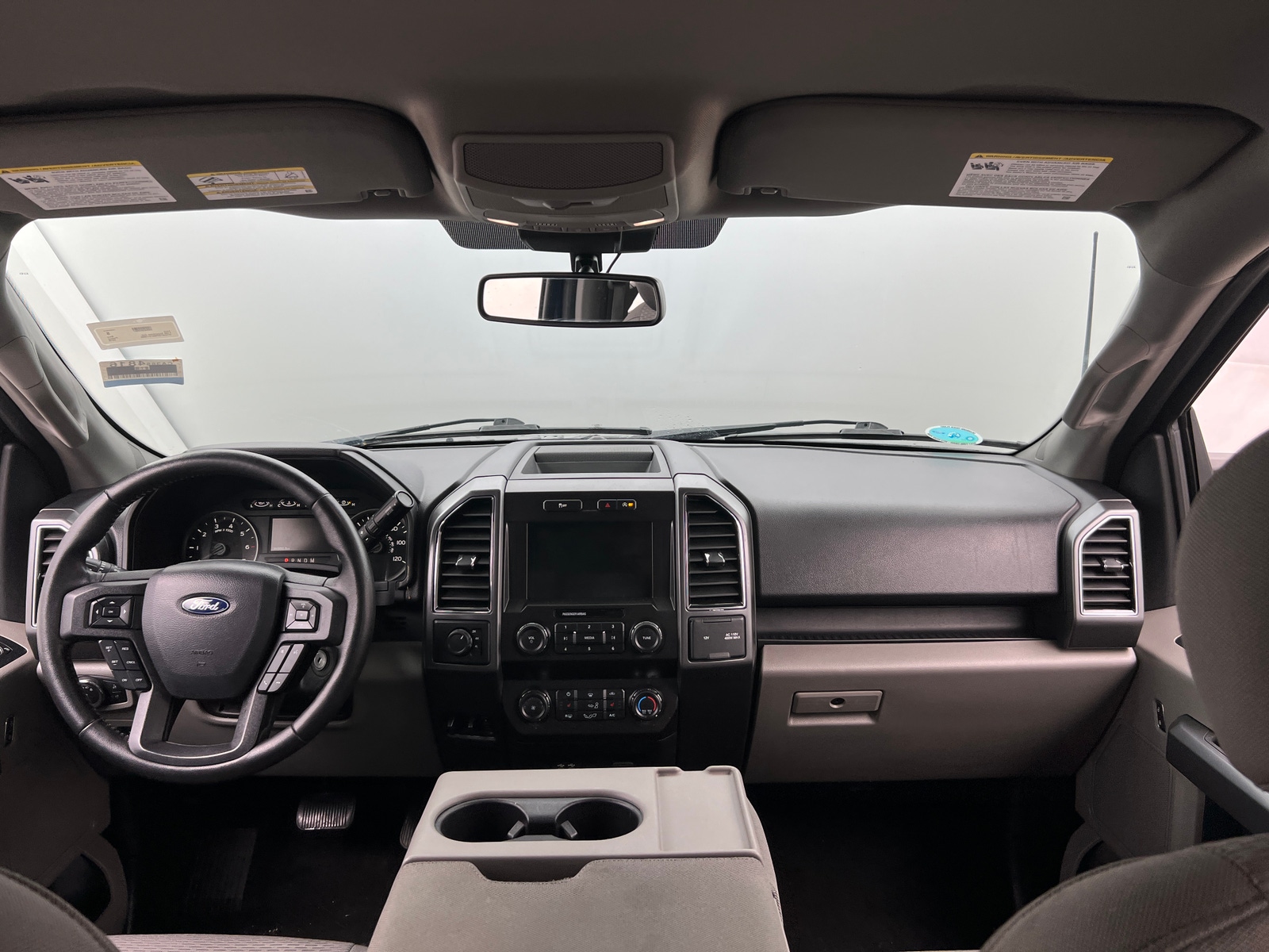 Thumbnail: 2019 Ford Econoline - 3