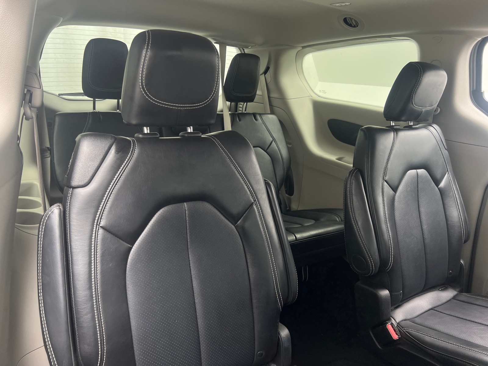 Thumbnail: 2024 Chrysler Pacifica - 5