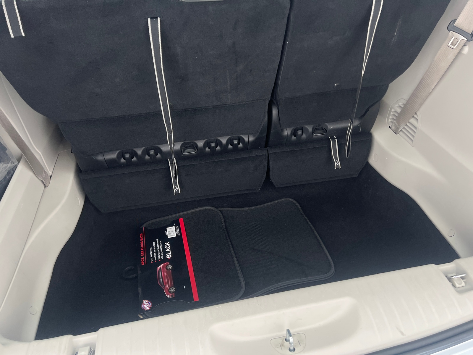 Thumbnail: 2024 Chrysler Pacifica - 6