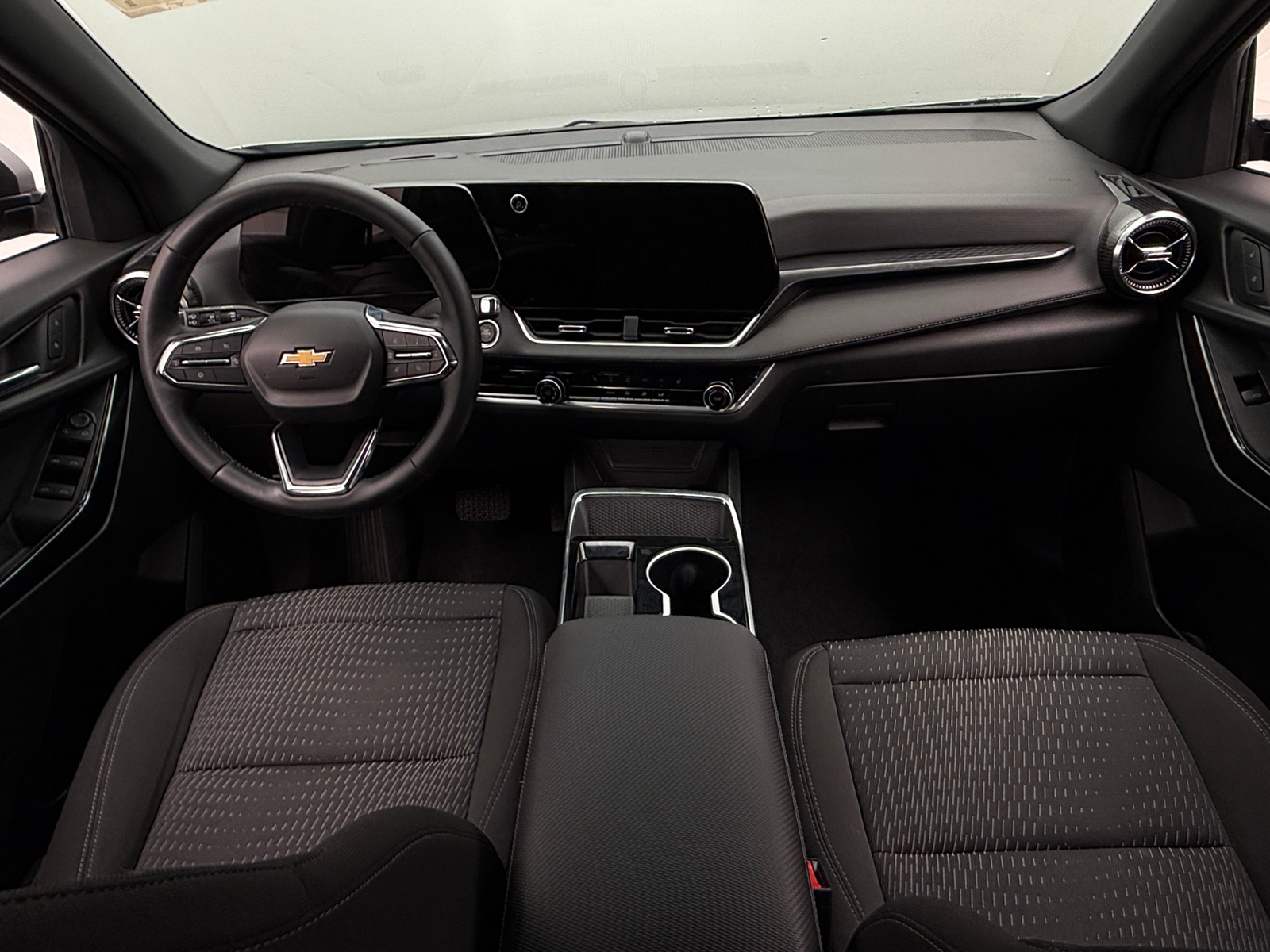 Thumbnail: 2025 Chevrolet Equinox - 3