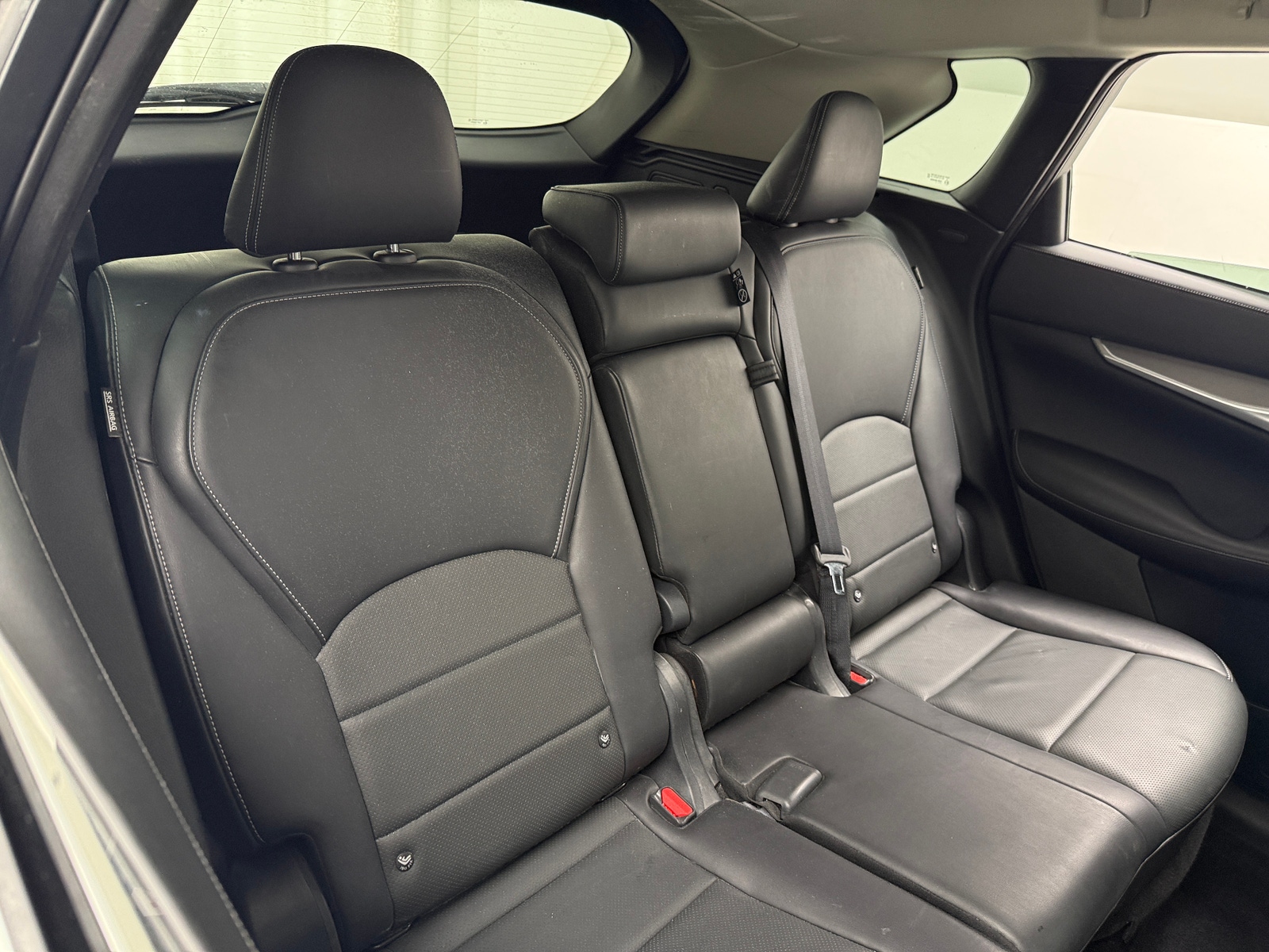 Thumbnail: 2022 INFINITI QX50 - 5