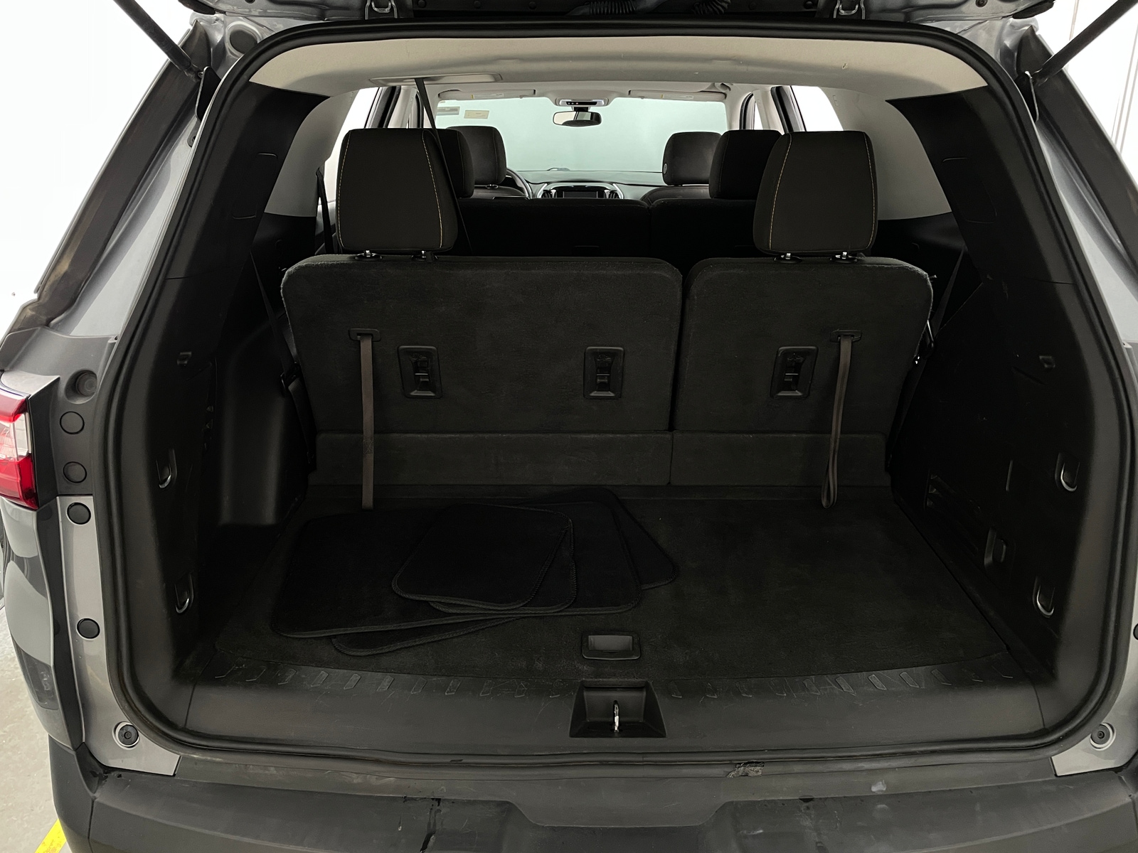 Thumbnail: 2019 Chevrolet Traverse - 7