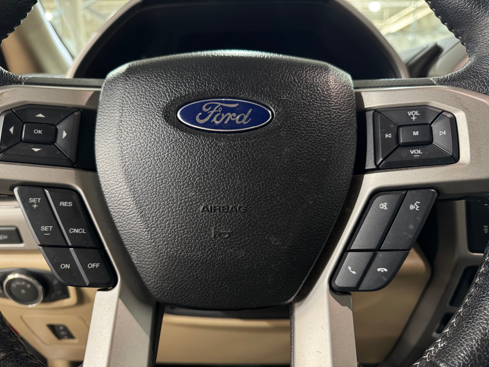 Thumbnail: 2016 Ford Econoline - 4