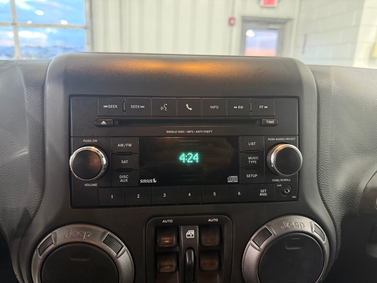 Thumbnail: 2018 Jeep Wrangler - 4