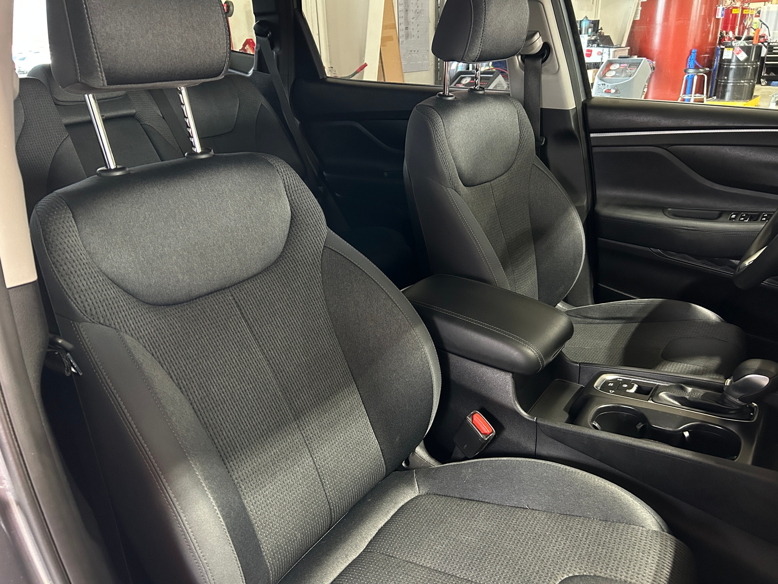 Thumbnail: 2019 Hyundai Santa Fe - 2