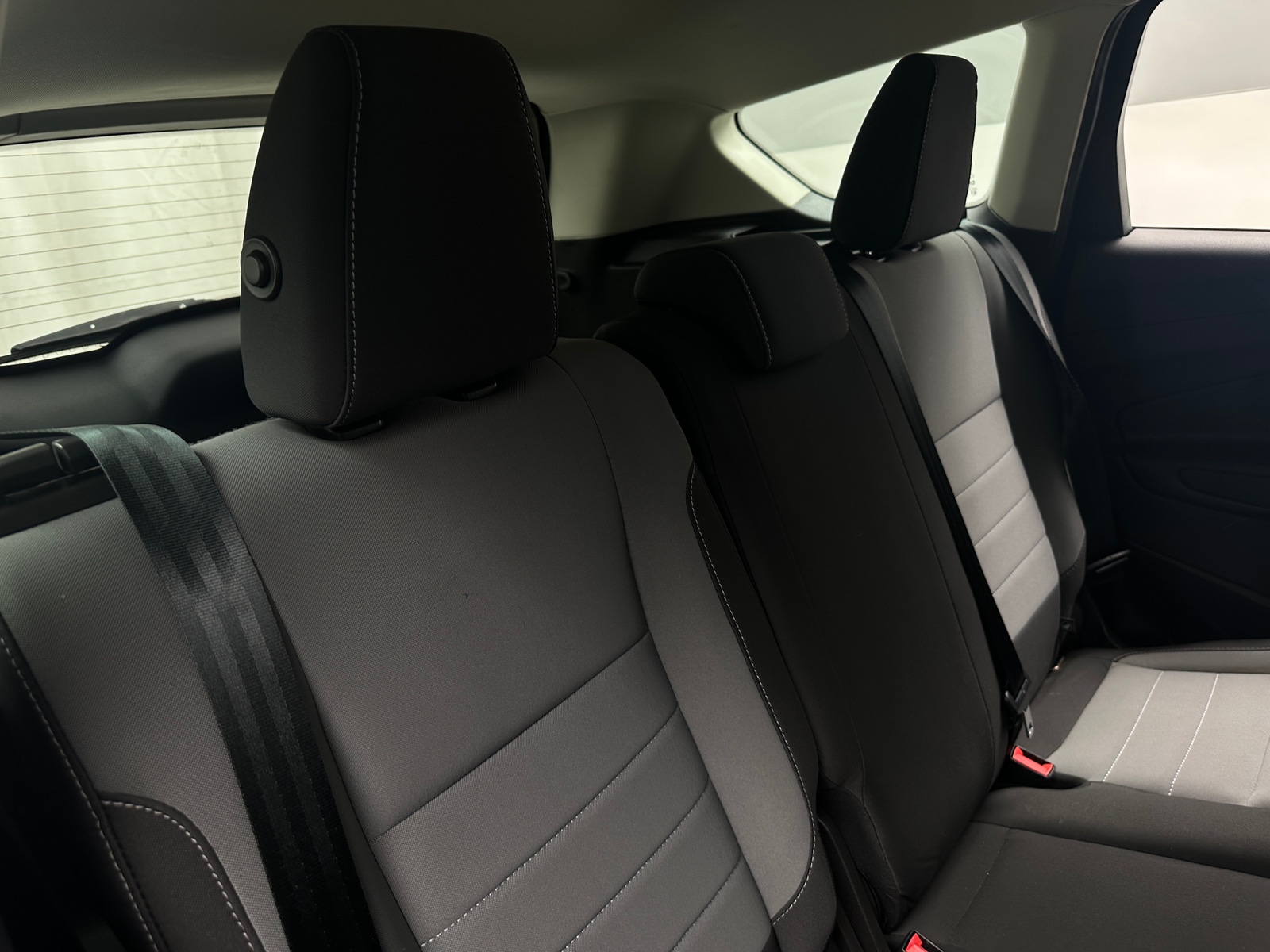 Thumbnail: 2019 Ford Escape - 6