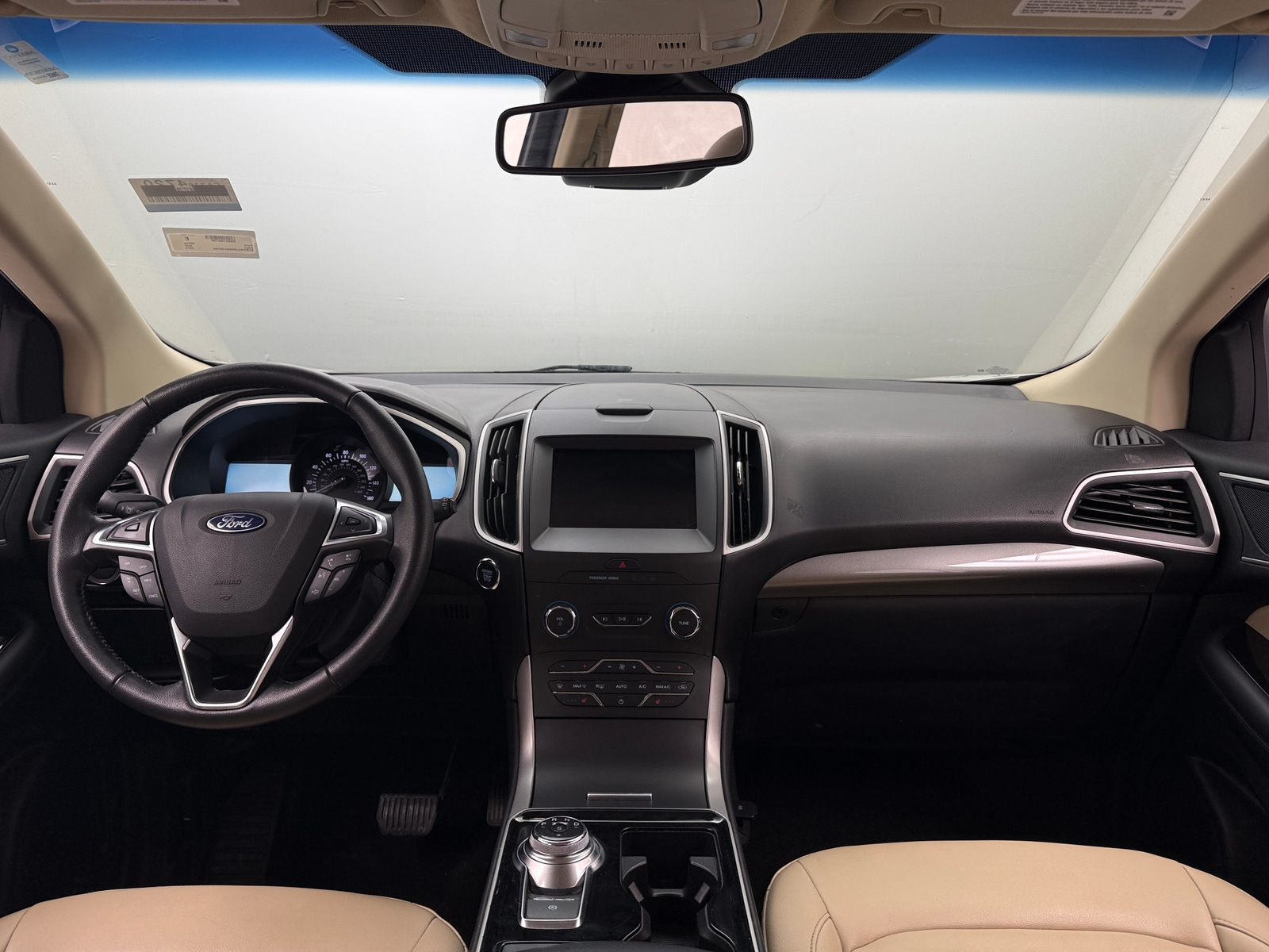 Thumbnail: 2019 Ford Edge - 2