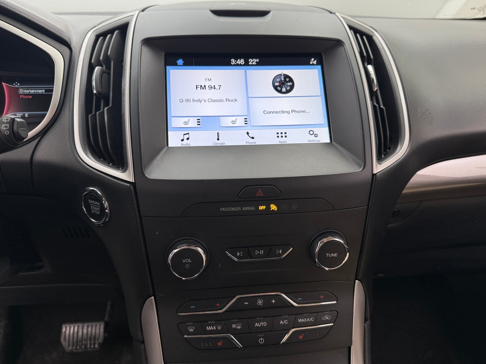 Thumbnail: 2019 Ford Edge - 3