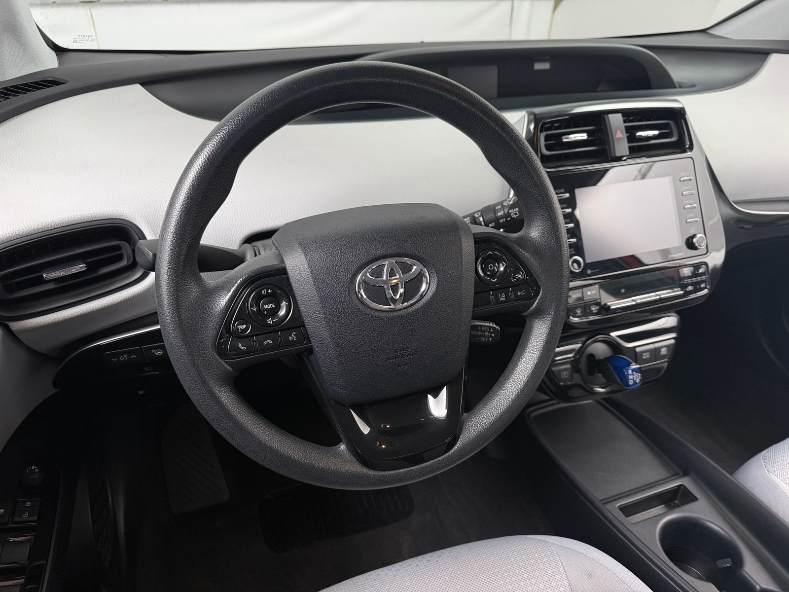 Thumbnail: 2022 Toyota Prius - 5