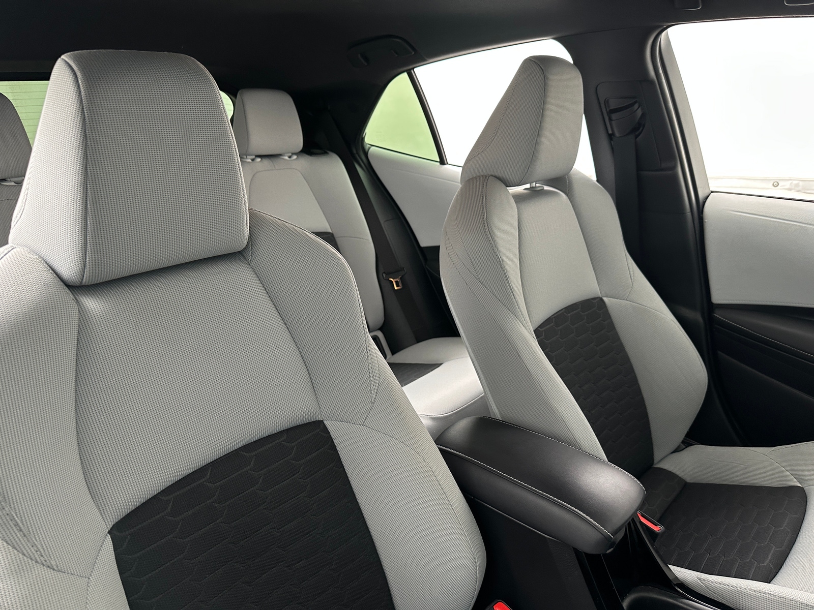 Thumbnail: 2022 Toyota Corolla - 2