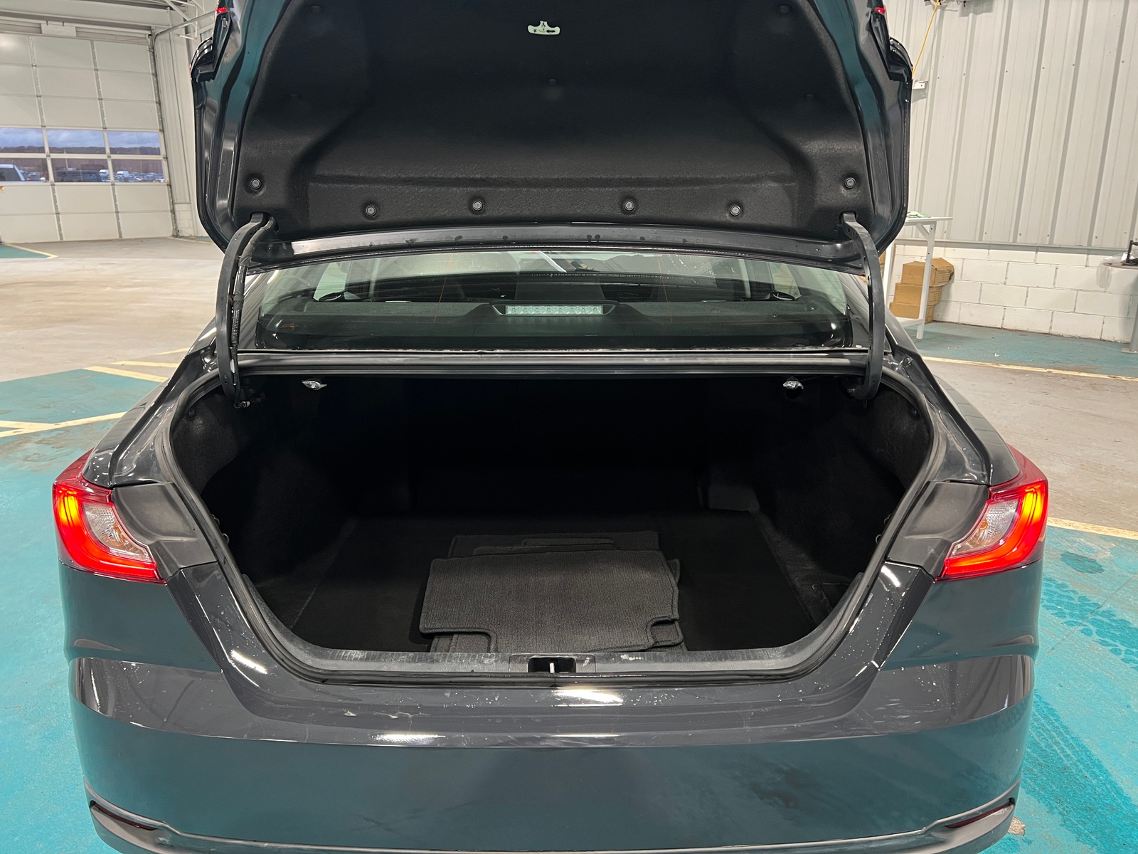 Thumbnail: 2025 Toyota Camry - 7