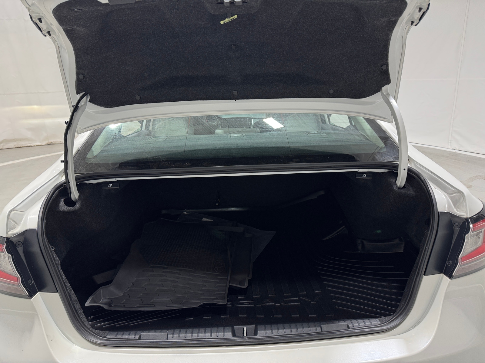 Thumbnail: 2024 Subaru Legacy - 7