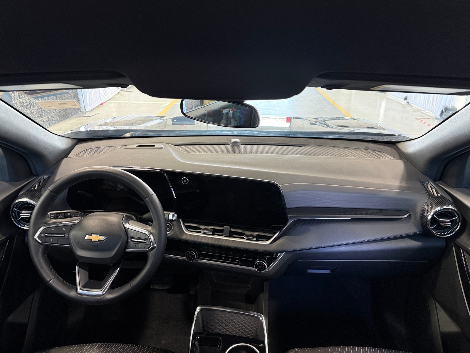 Thumbnail: 2025 Chevrolet Equinox - 3