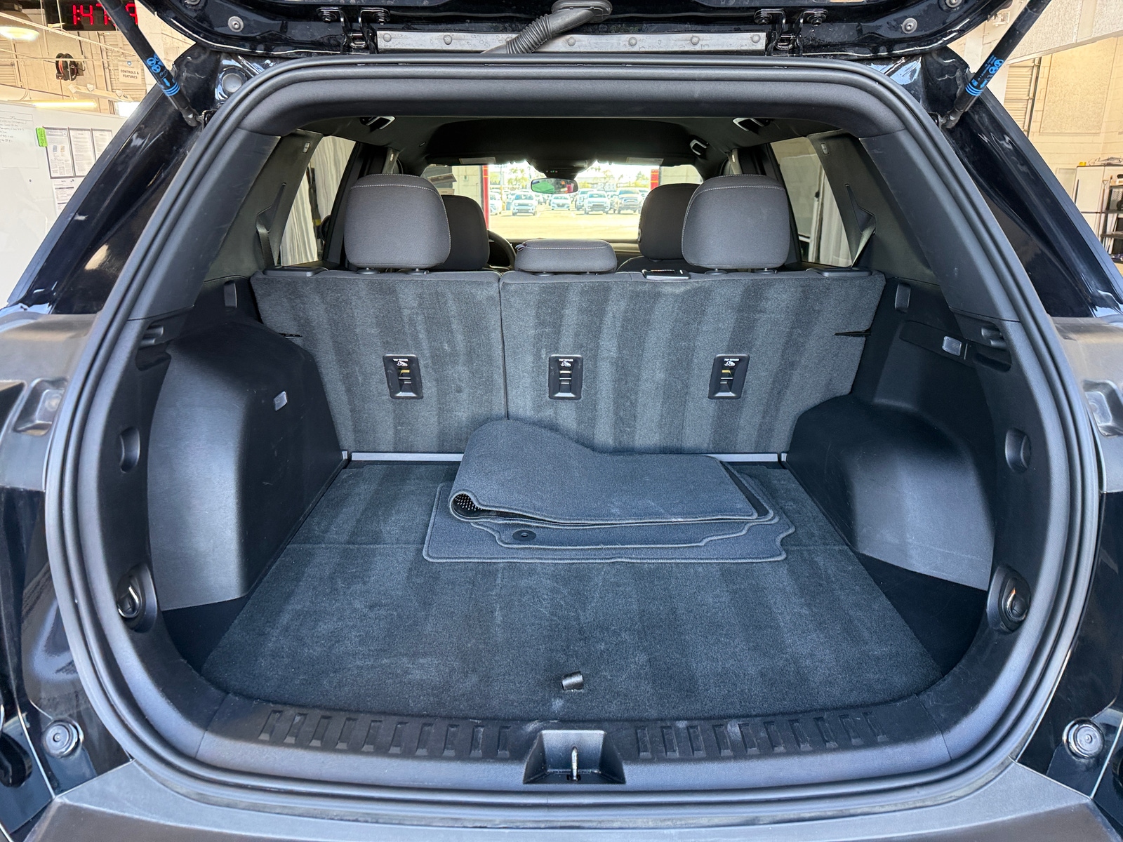 Thumbnail: 2025 Chevrolet Equinox - 7