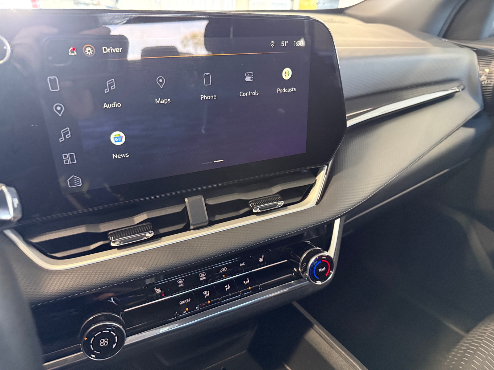 Thumbnail: 2025 Chevrolet Equinox - 4