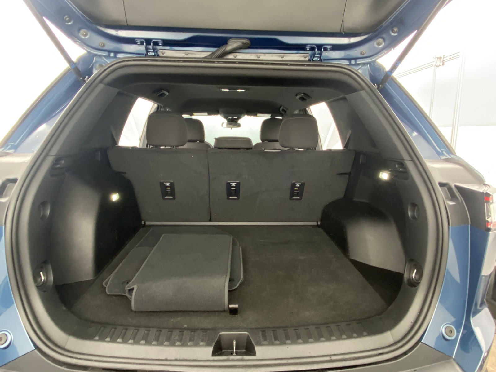 Thumbnail: 2025 Chevrolet Equinox - 7