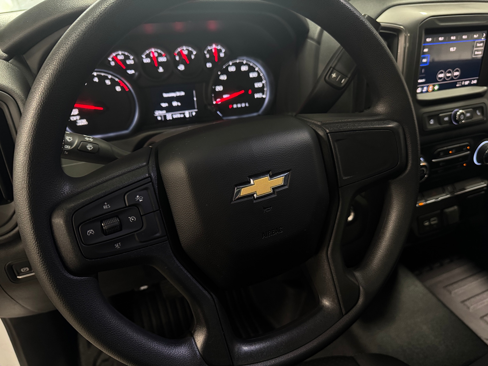 Thumbnail: 2025 Chevrolet Silverado 1500 - 5