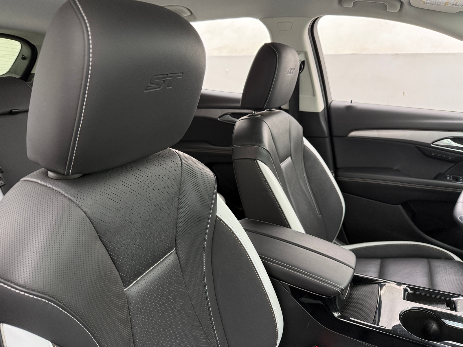 Thumbnail: 2024 Buick Envision - 2