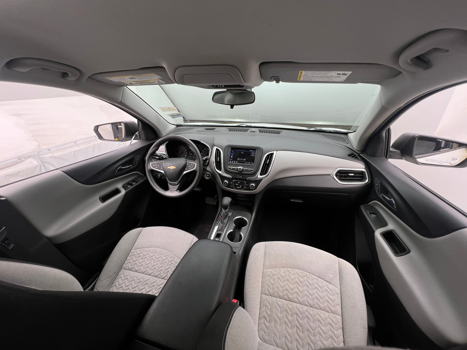 Thumbnail: 2022 Chevrolet Equinox - 3