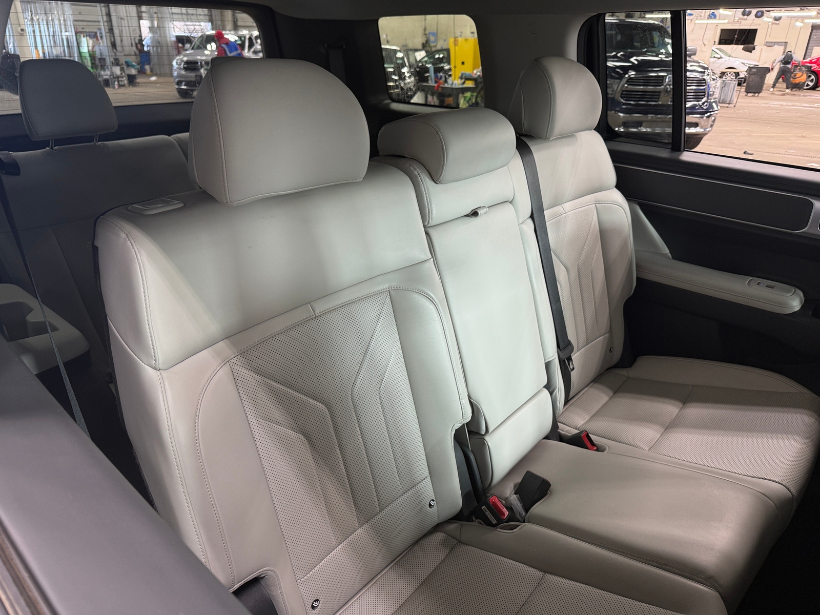 Thumbnail: 2025 Hyundai Santa Fe - 5