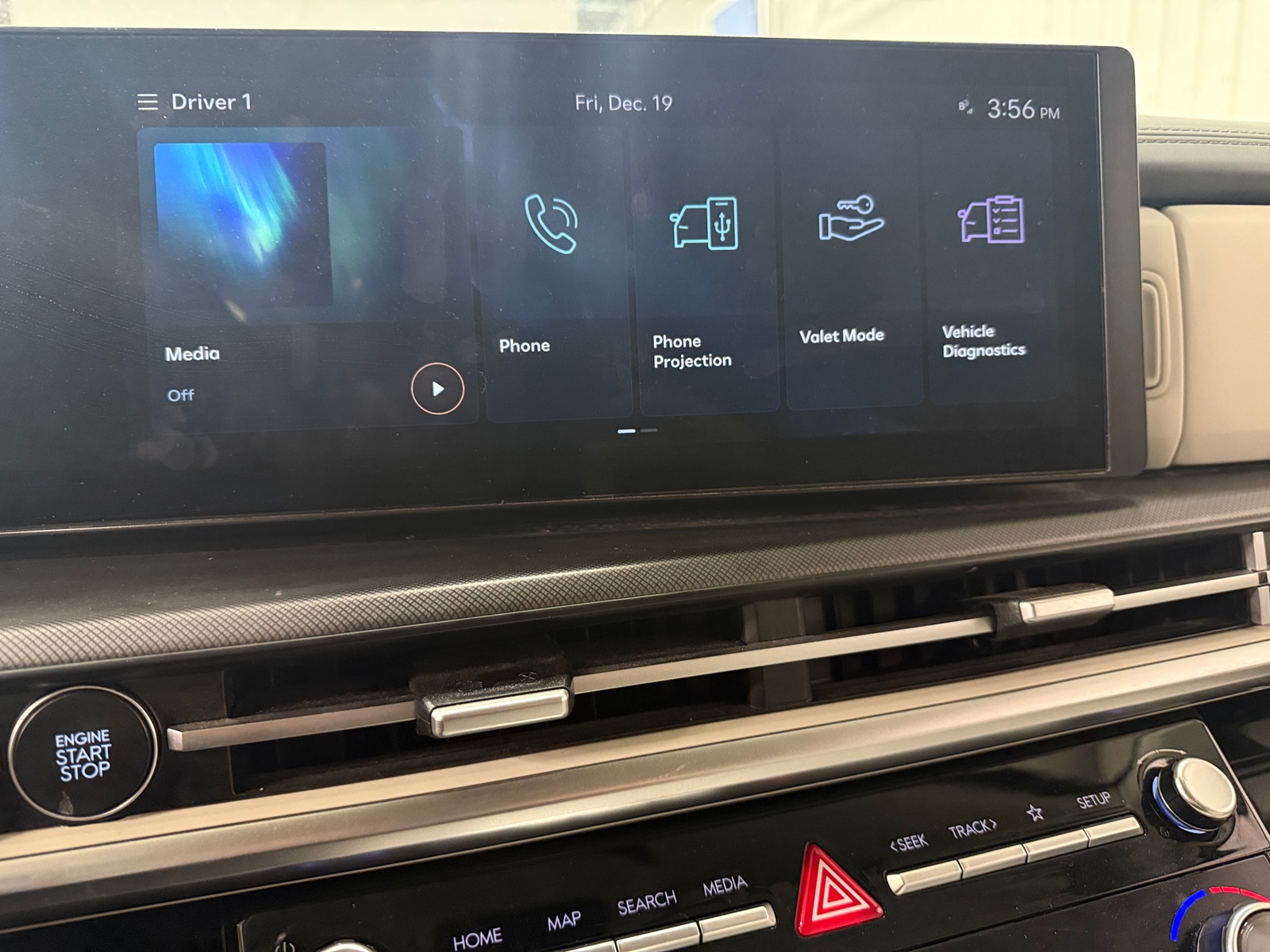 Thumbnail: 2025 Hyundai Santa Fe - 3