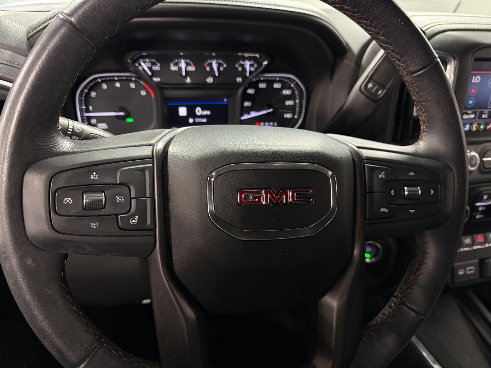 Thumbnail: 2022 GMC Sierra 1500 - 4