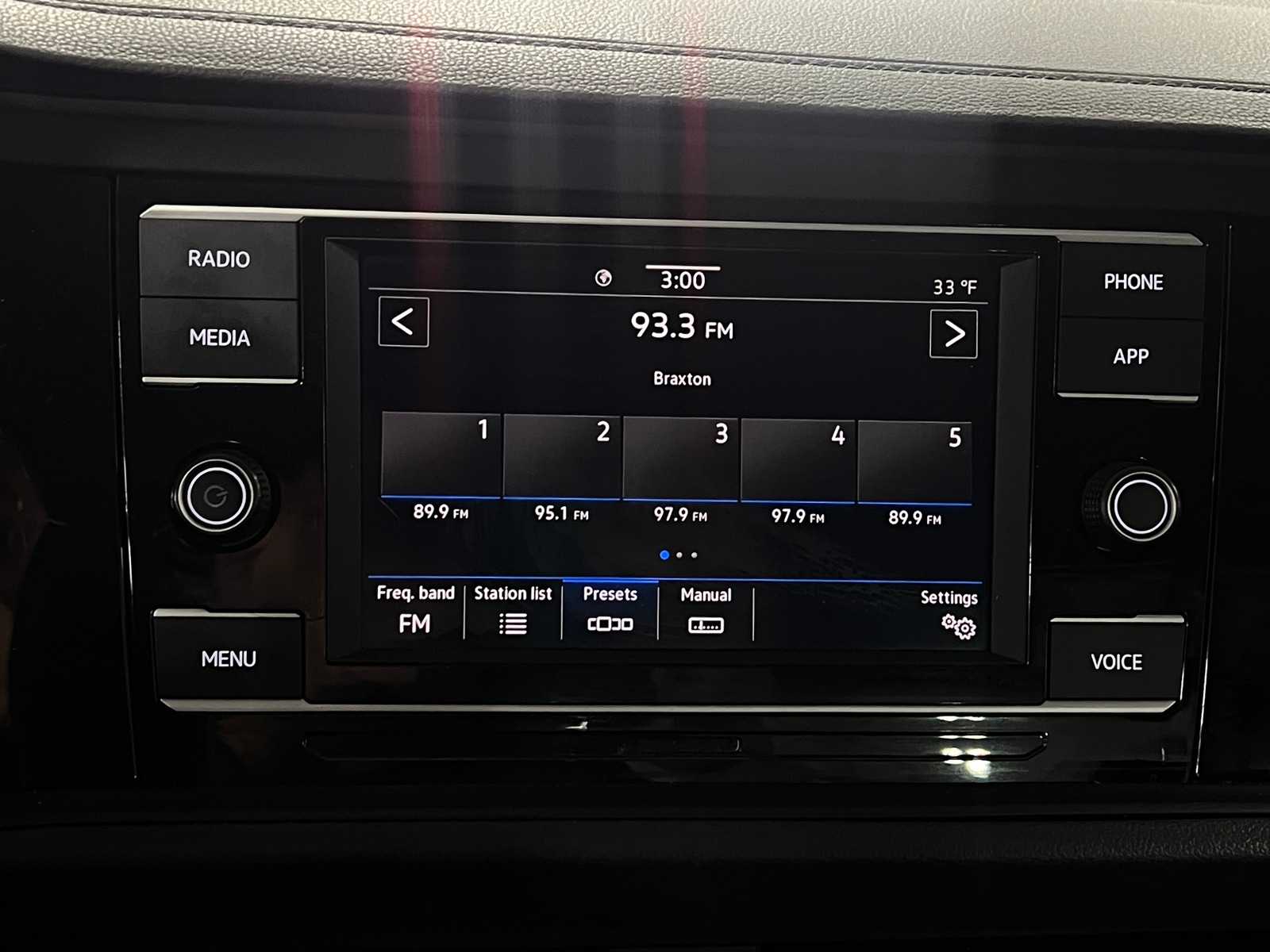 Thumbnail: 2021 Volkswagen Jetta - 4