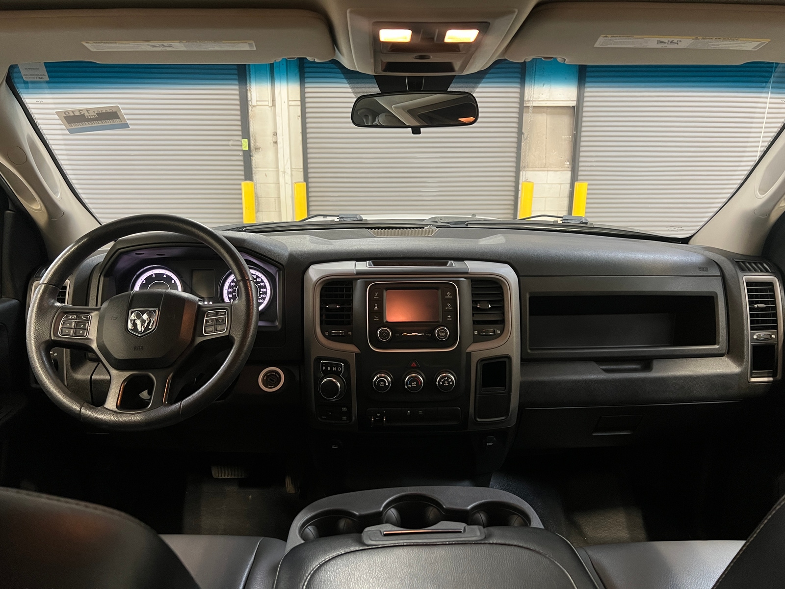 Thumbnail: 2022 RAM 1500 Classic - 3