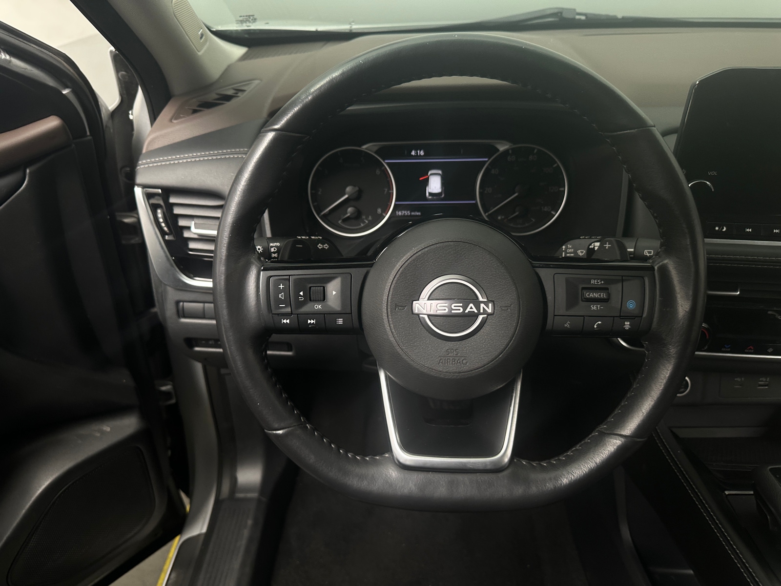 Thumbnail: 2023 Nissan Rogue - 4