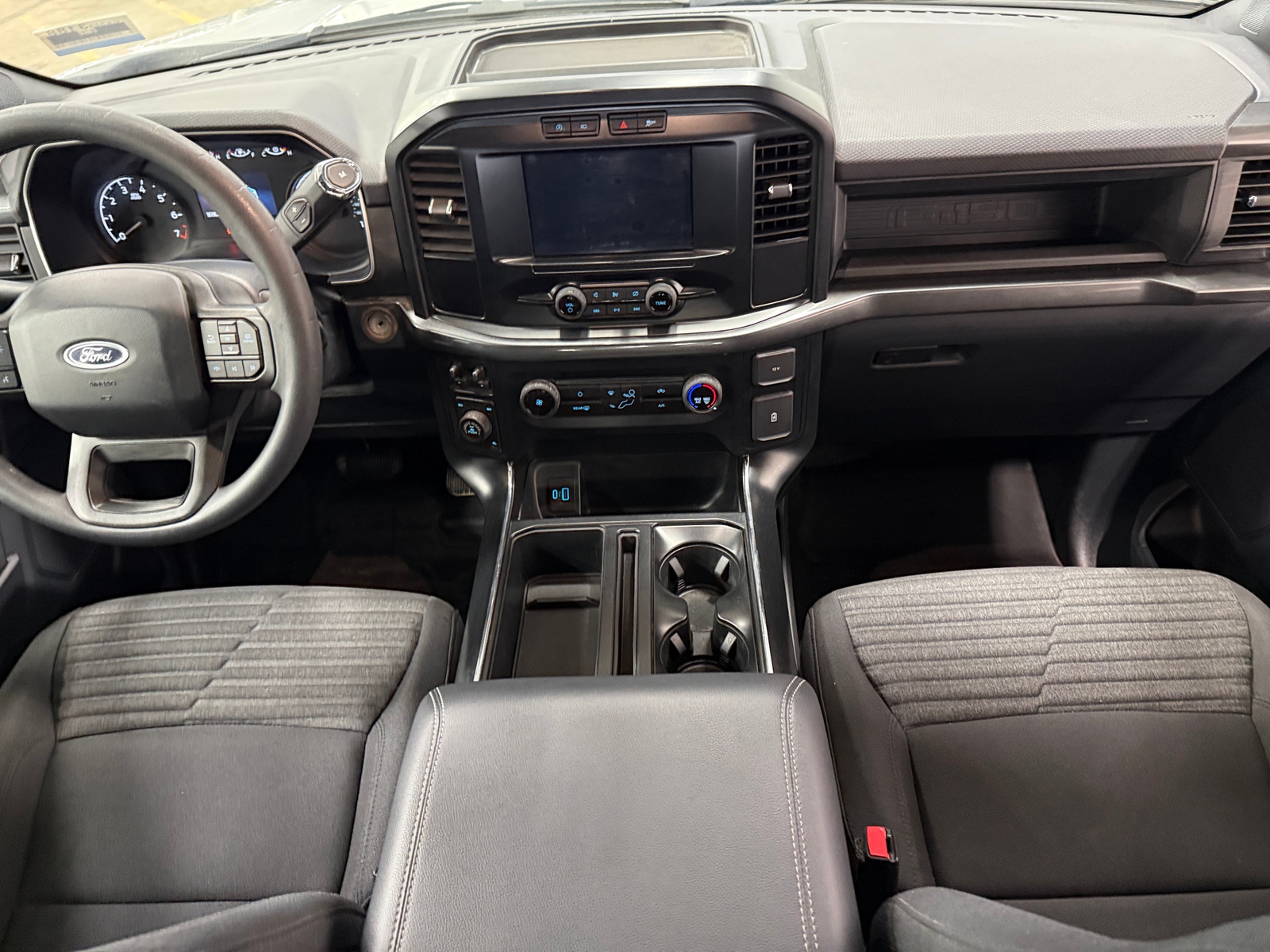 Thumbnail: 2023 Ford Econoline - 3