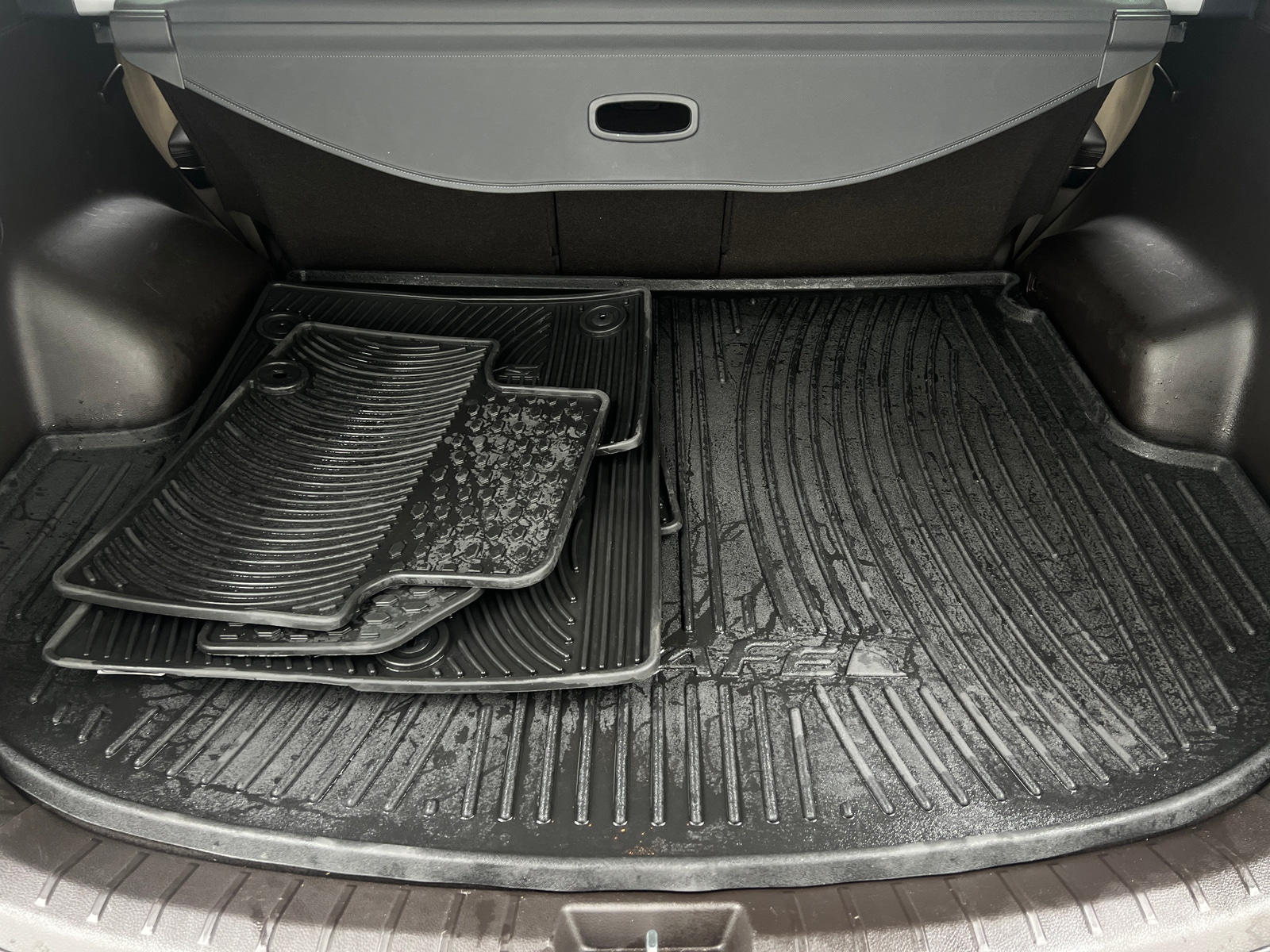 Thumbnail: 2013 Hyundai Santa Fe - 7