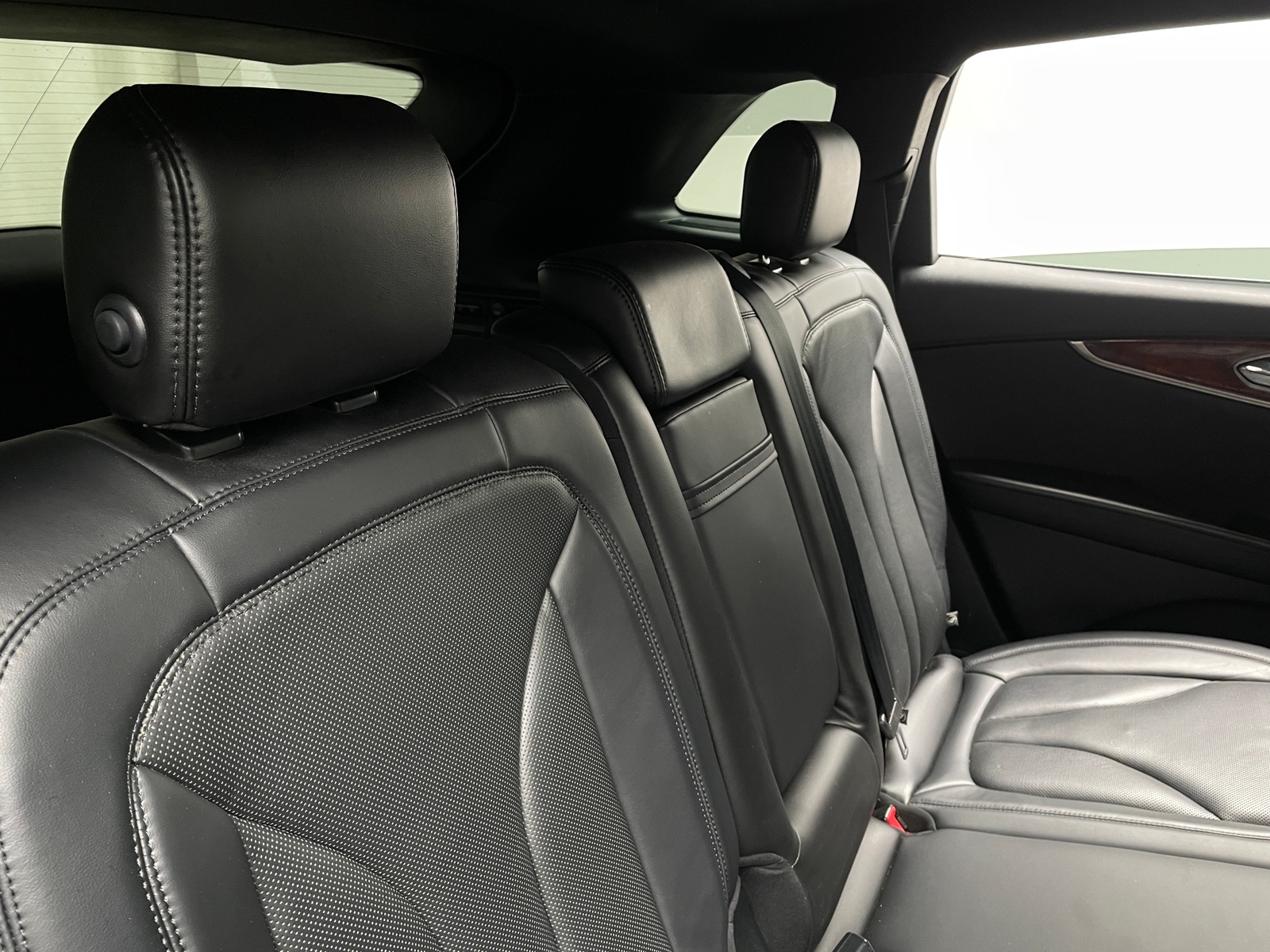 Thumbnail: 2020 Lincoln Nautilus - 5