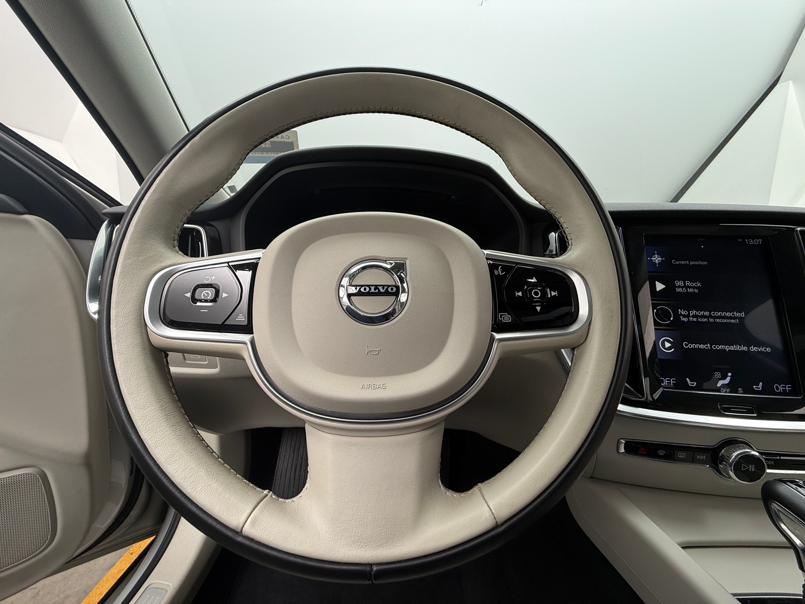 Thumbnail: 2020 Volvo S60 - 4