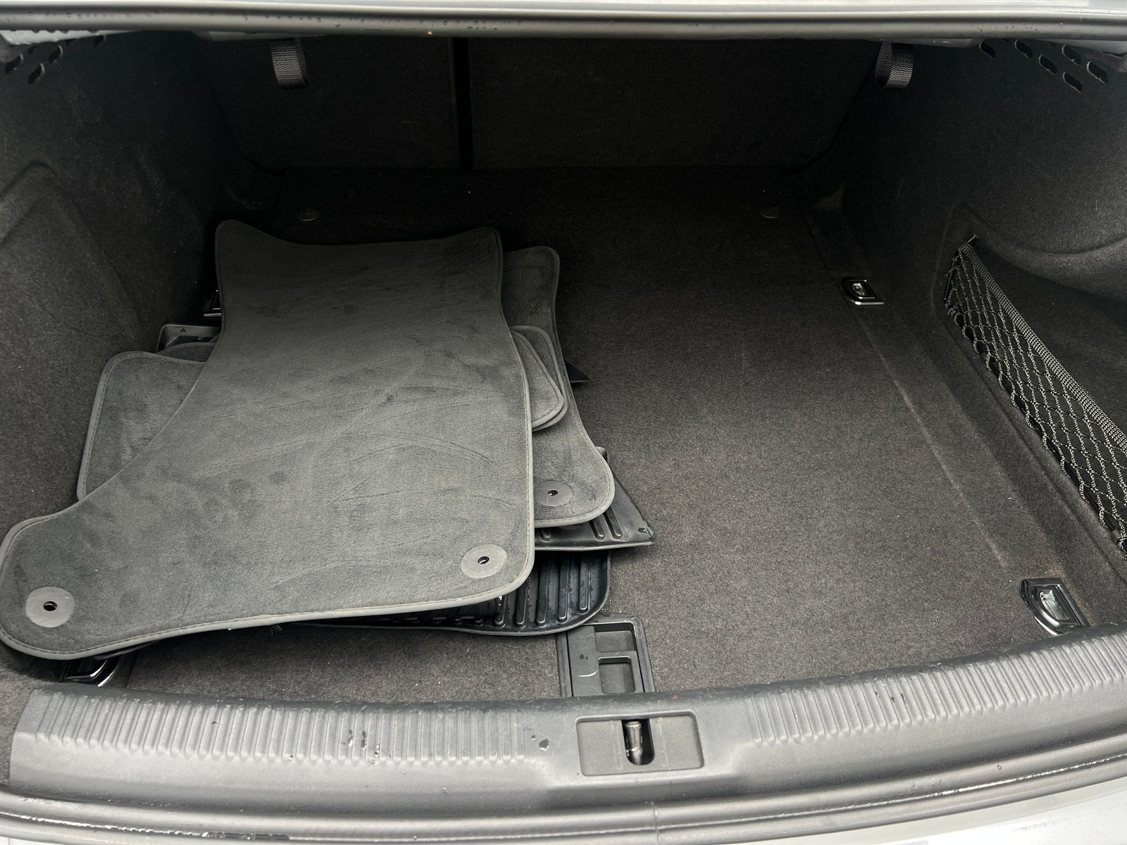 Thumbnail: 2016 Audi A4 - 6