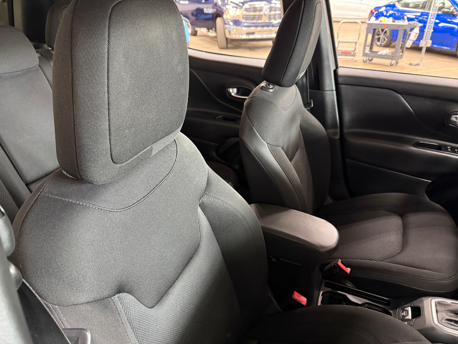 Thumbnail: 2019 Jeep Renegade - 2